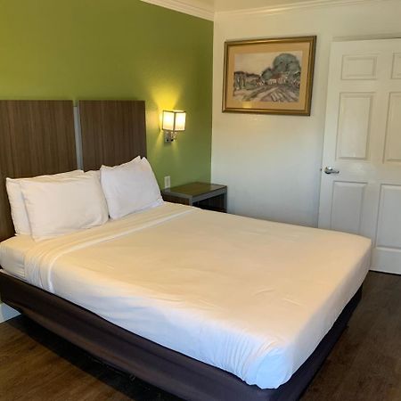 Gilroy Inn Eksteriør bilde