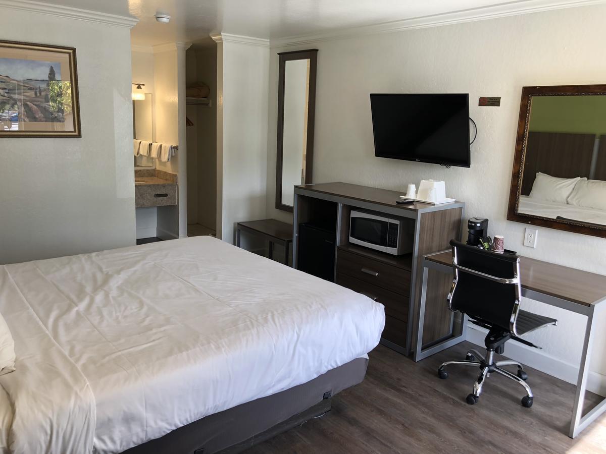 Gilroy Inn Eksteriør bilde