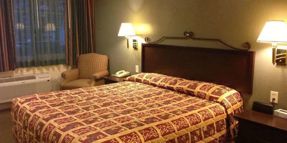 Gilroy Inn Eksteriør bilde